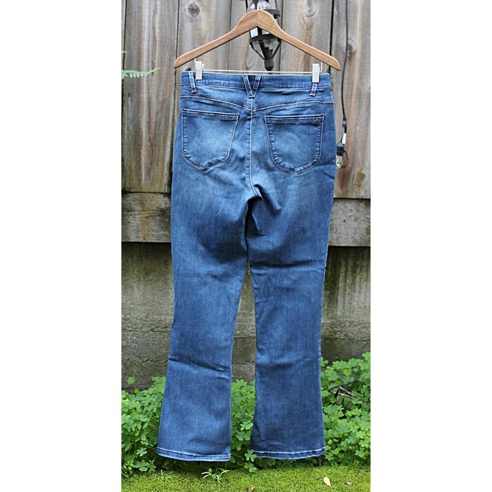New w/Tags - Democracy Ab-Solution Itty Bitty Boot Cut Jeans, Full Length - 10 - Picture 5 of 12